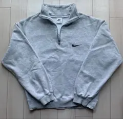 Nike グレー ハーフジップ トレーナー