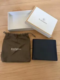 KINGZ 二つ折り財布 ネイビー【極美品】 - メルカリ