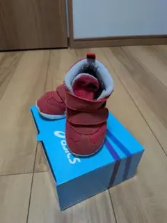 ASICS ベビーシューズ 赤