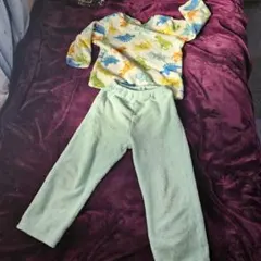 恐竜柄フリースパジャマセット 130cm