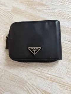 う*る様 PRADA 二つ折り財布 ブラック サフィアーノレザー - メルカリ
