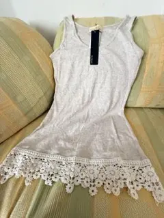 w closet タンクトップ レース裾 ベージュ Fサイズのサムネイル