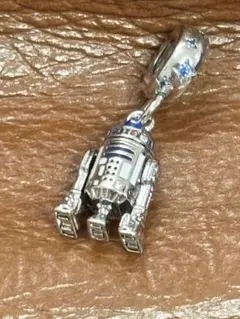 新品 スターウォーズ R2-D2 チャーム S925
