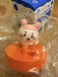 ちいかわ ココイチ コラボ フィギュア　古本屋（カニちゃん）のサムネイル