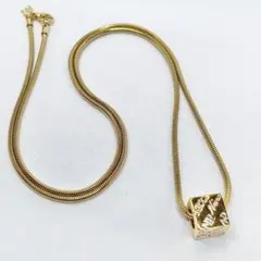 NINA RICCI ネックレス キューブ ゴールドのサムネイル