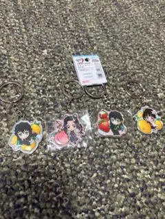 鬼滅の刃 フルーツアクリルキーホルダー4個セット