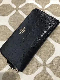 COACH 長財布 エンボス加工　ネイビー