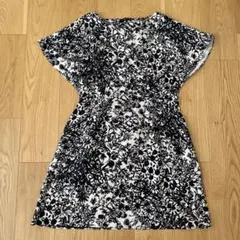 【美品】スティーブンアラン　花柄ワンピース　モノトーンのサムネイル