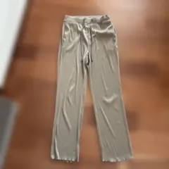 Item thumbnail for item 3413bd82-b7b4-4f1c-bfe8-a318545b0f74