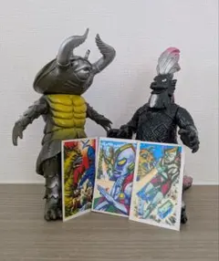 「ウルトラマン」怪獣ソフビ人形＆メンコ　フィギュア　面子　めんこ