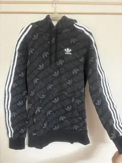 adidas ブラック パーカー ストライプ