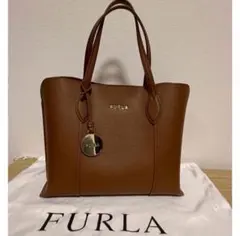 FURLA トートバッグ ヴィットリア