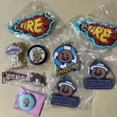BT21 SHOOKY キーホルダー 缶バッジ まとめ売り
