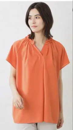 【AMACA】オレンジ フリル付き半袖チュニックブラウスサイズ40(L)のサムネイル
