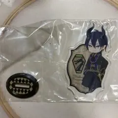 ツイステッドワンダーランド　マレウス　式典服　アクリルスタンド