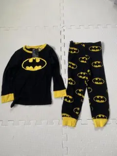 H&M バットマン 長袖パジャマセット　アメコミ　ブラックのサムネイル