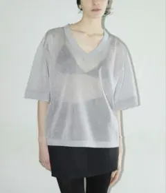 CLANE SHEER VNECK KNIT TOPSのサムネイル
