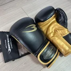 BODYMAKER パウンドローブ 8oz 黒金 RIZIN 皇治選手のサムネイル