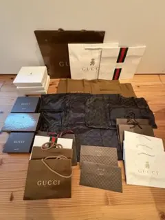 GUCCI ショップ袋 空箱セット スイカさん専用 GUCCI ショップ袋 空箱セット スイカさん専用 - メルカリ