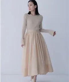 本日限定セール✨anuans ランダムタックボリュームスカート S ベージュ