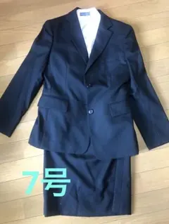 黒のリクルートスーツ ジャケットとスカートとYシャツセット