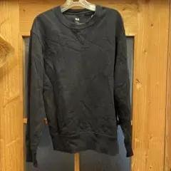 UNIQLO 黒 クルーネック トレーナー Sサイズ