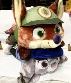 ズートピア 赤いほっぺ 寝そべりスーパーラージキッズぬいぐるみ　ニック　ジュディ