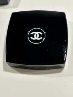 シャネル　チークカラー