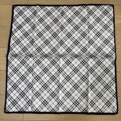 BURBERRY チェック柄ハンカチのサムネイル