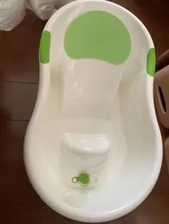 エルゴノミックデザイン ベビーバス ホワイト グリーン