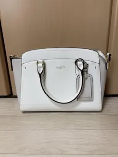 and Chouette ホワイト ハンドバッグ