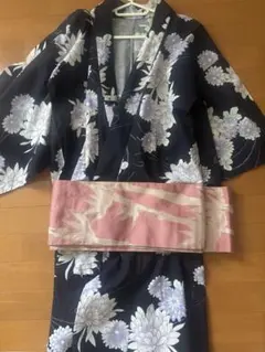 最終価格 浴衣3点セット 半幅帯・下駄付き 紺地 薔薇柄 昭和レトロ F