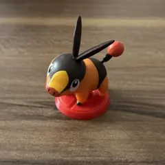 ポケモン　チョコエッグ　旅立ちの3匹　ポカブ