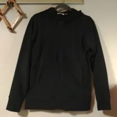 ユニクロ　フリース　パーカー