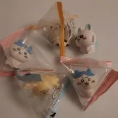 ちいかわ　インテリアミニフィギュア　5個