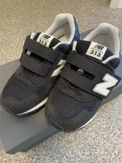 ニューバランス キッズスニーカー　21cm ブラック/PO313