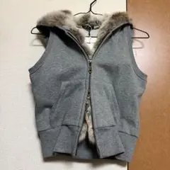 INGNI フード付きパーカーベスト ラビットファー