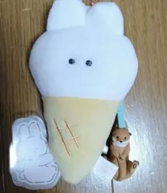 ３点　うさぎ　キャラクターグッズまとめ売り　ぬいぐるみ　クリップ　マスコット