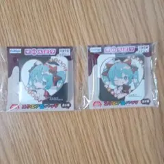 初音ミク　チロルチョコ　スクエア缶バッチ 2種類セット