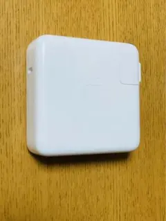 Apple 61W USB-C ACアダプター A1947