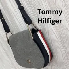z-358 Tommy Hilfiger グレーとネイビーのショルダーバッグ