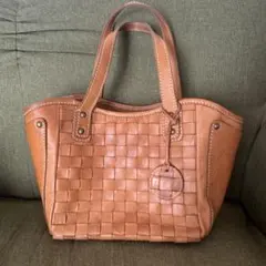 ズッケロフィラート　ハンドバッグ　本革　編み込み