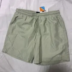 ★新品タグ付き★ Newera ニューエラ　水陸両用パンツ　ハーフパンツ　Mのサムネイル