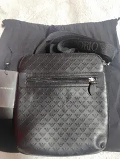 美品 EMPORIO ARMANI　ショルダーバッグ　クロスボディバッグ
