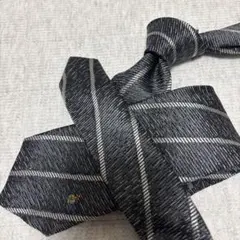 ルイヴィトン　ネクタイ　ストライプ ドット　チェック　グレー　灰色　光沢 ルイヴィトン ネクタイ チェック柄 グレー シルク100% 絹 光沢 - メルカリ
