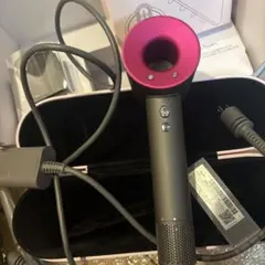 ダイソンドライヤー　箱付き Dyson Supersonic Ionic ヘアドライヤー トパーズオレンジ 収納