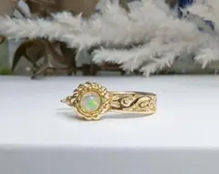 天然石 エチオピアオパール 14金ベゼル イヤーカフ 10月誕生石 痛くない