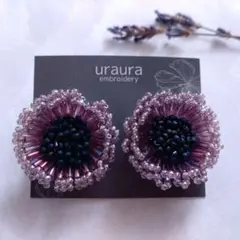 【ピアスorイヤリング】大人っぽい色味 ピンクパープルのお花ビーズ刺繍