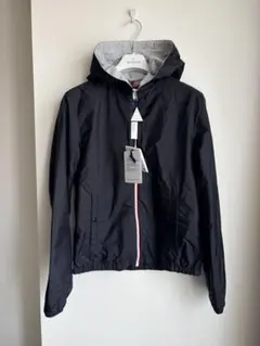 【新品】新作！MONCLER NEW URVILLE 14A ブラックのサムネイル