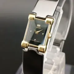 稼働/新品電池　SEIKO　バングルウォッチ　スクエア　黒文字盤　ゴールド